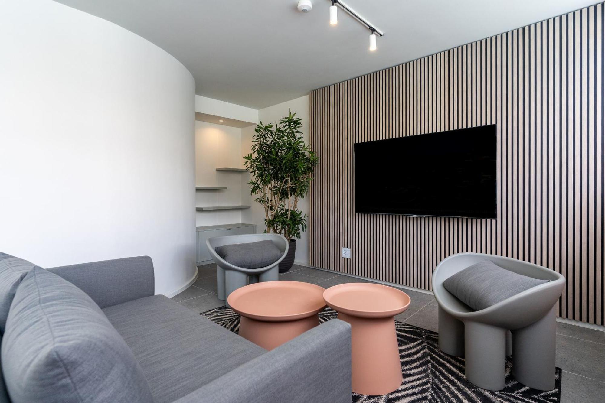 The Rose 505: Stylish Centre * Cape Town